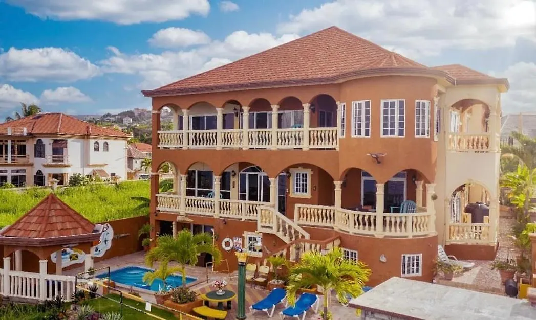 Star-Apple Villa Ocho Rios